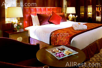 Le Meridien Abu Dhabi 10